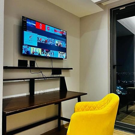 Luxe Apartment By Hey Studio'S Ghaziabad Dış mekan fotoğraf
