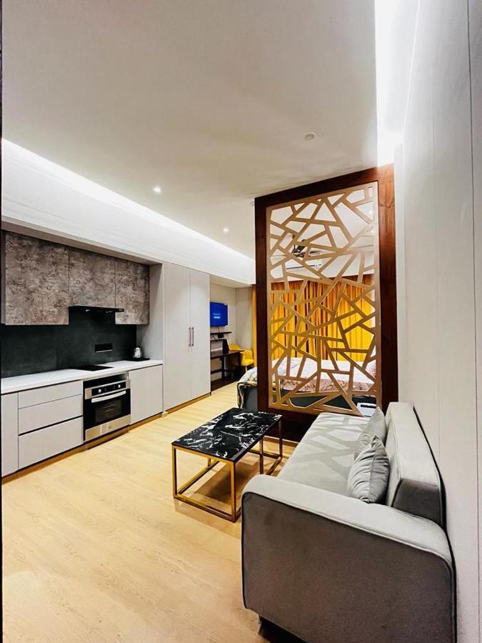 Luxe Apartment By Hey Studio'S Ghaziabad Dış mekan fotoğraf