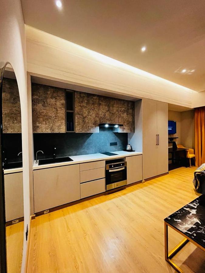 Luxe Apartment By Hey Studio'S Ghaziabad Dış mekan fotoğraf
