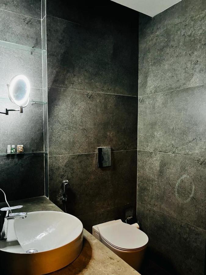 Luxe Apartment By Hey Studio'S Ghaziabad Dış mekan fotoğraf